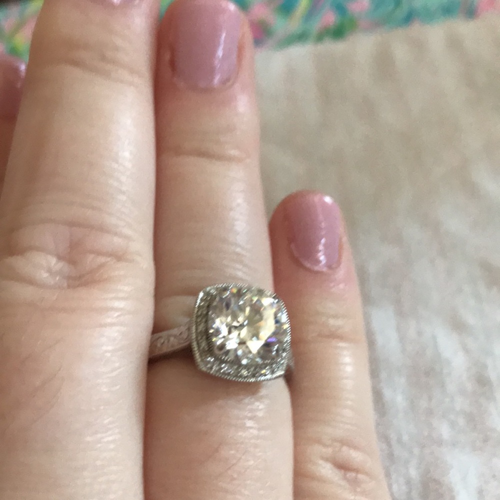 Beautiful CZ stamp 925  high polish silver sz 8 💕